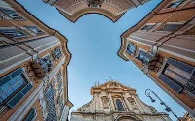 Peringatan Hari Bumi: Aksi Tanam 1000 Pohon di Lingkungan Sekolah
